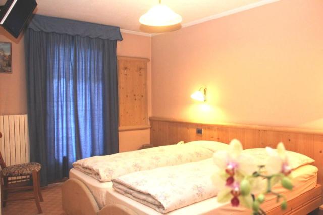 Hotel Garni Caravasc