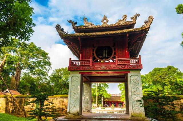 HANOI- TEMPLE OF LITERATURE.JPG