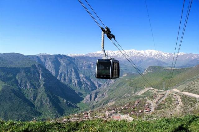 TATEV ROPEWAY 2.JPG