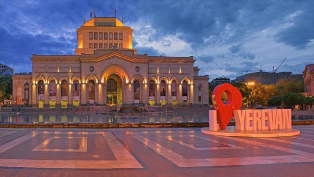 NATIONAL GALLERY MUSEUM, YEREVAN CITY CENTER.JPG