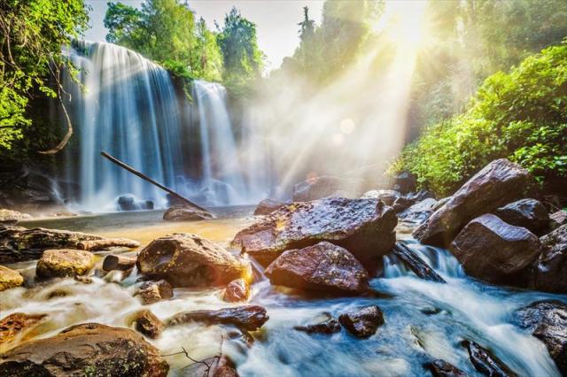 ISTOCK-2183378898 - PHNOM KULEN.JPG