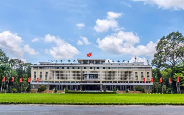 SAIGON - REUNIFICATION.JPG