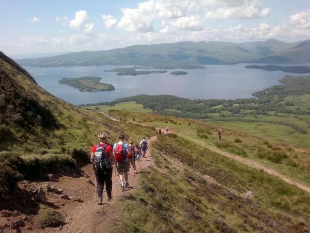 sestup z Conic Hill