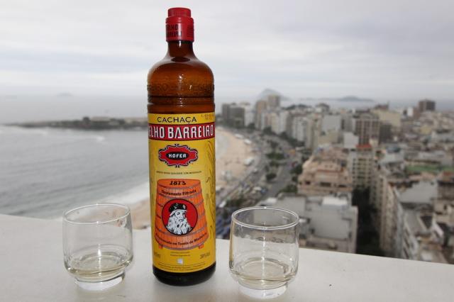 Cachaça - tradiční brazilská pálenka z cukrové třtiny
