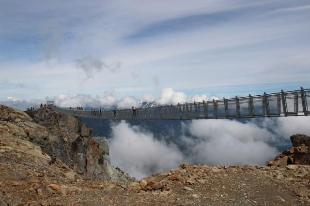Cloudraker Skybridge