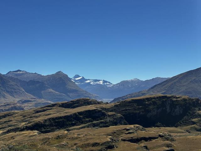 výhled z Rocky Hill na část Jižních Alp