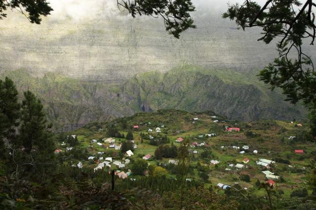 Réunion - vesnička La Nouvelle