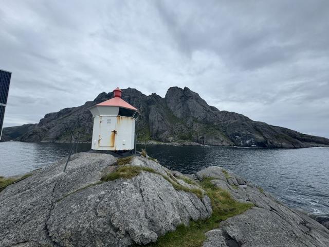 Nusfjord-procházka k majáku