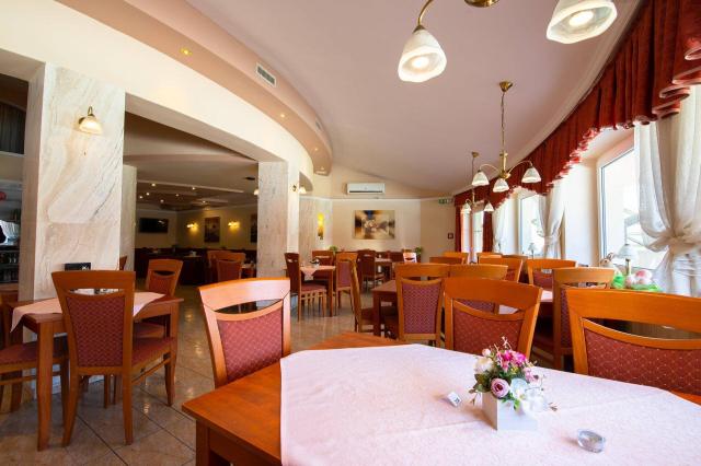 Restaurace