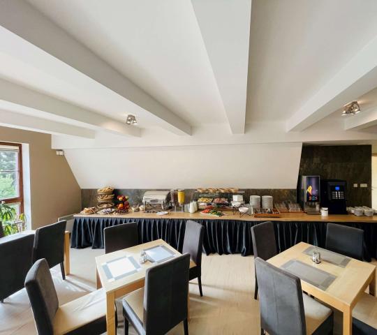 Restaurace