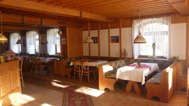 Restaurace