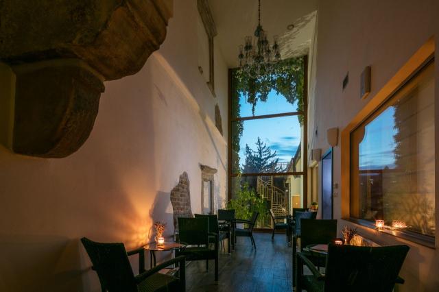 Restaurace