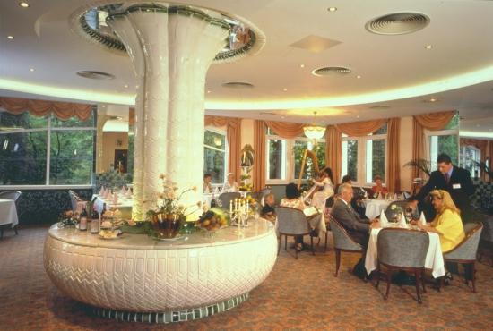 Restaurace