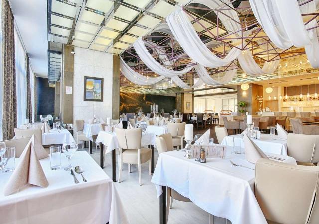 Restaurace
