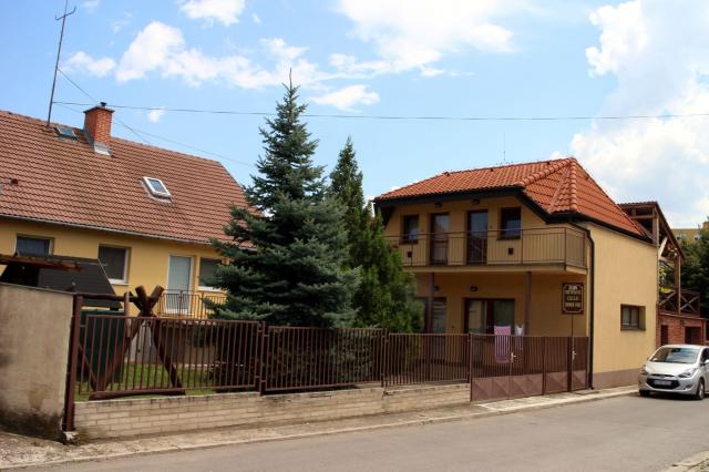 Dům se studii Petra nabízí ubytování ve čtyřech studiích pro 2-