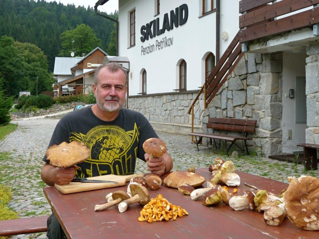 ochutnávka jídlla v penzionu Skiland Petříkov