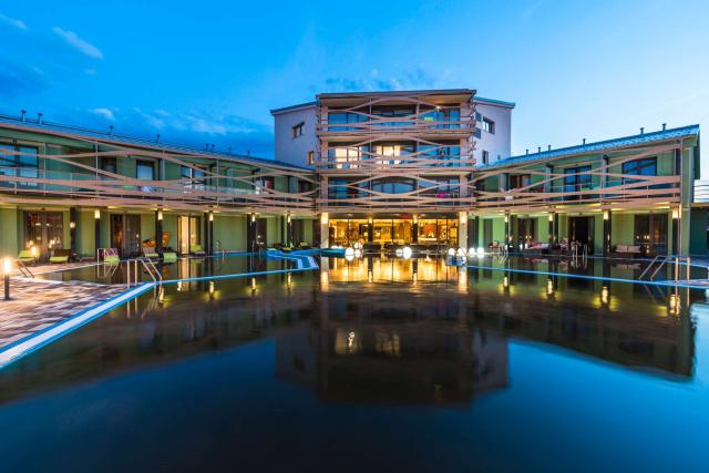 HOTEL GALERIA THERMAL BEŠEŇOVÁ
