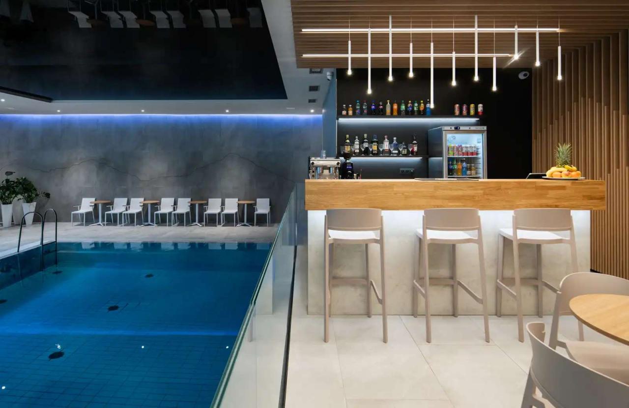 Wellness bazén s barem