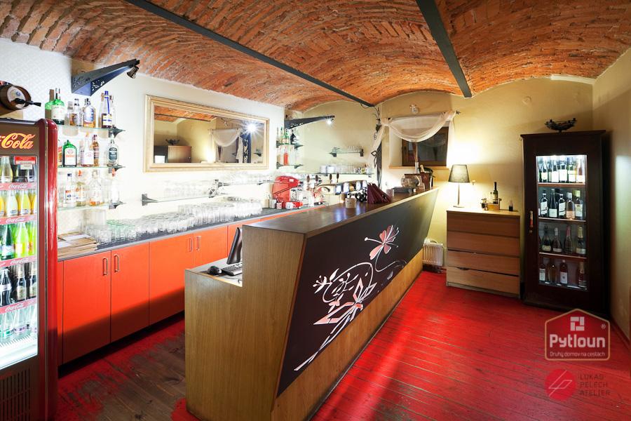Bar hotelu Pytloun Liberec