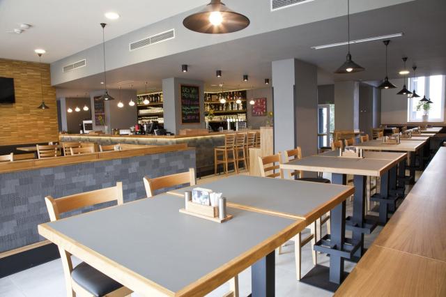 Restaurace