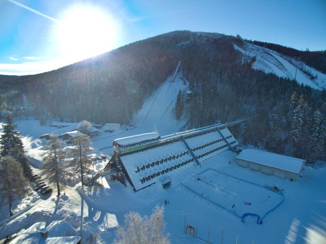 Okolí hotelu Skicentrum Harachov