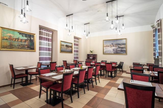 Restaurace