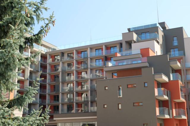 HOTEL AKVAMARÍN BEŠENOVÁ