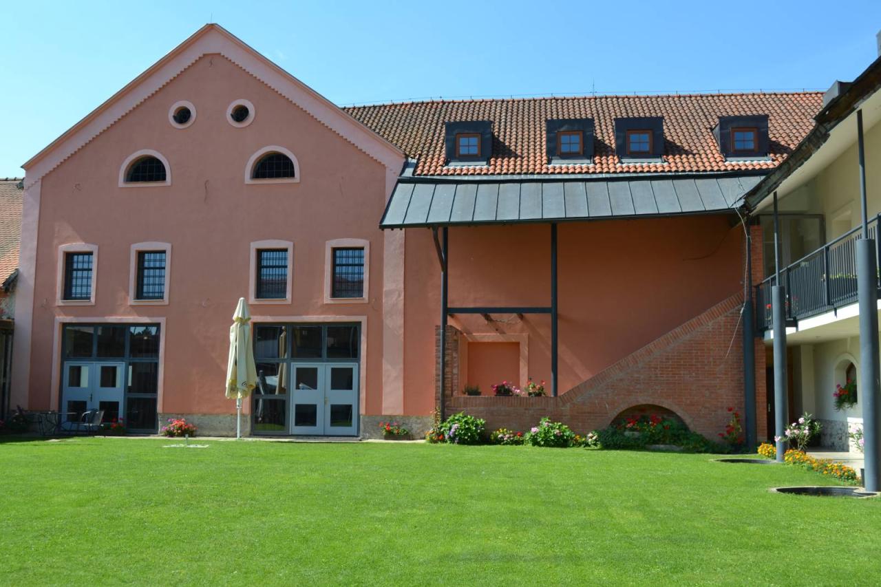 Hotel Antoň