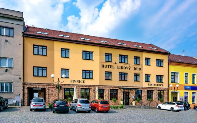 HOTEL LIDOVÝ DŮM