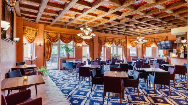 Restaurace