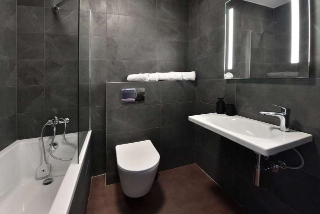 Dvoulůžkový apartmán se dvěma přistýlkami s balkonem