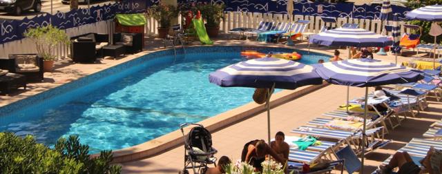 piscina24.jpg