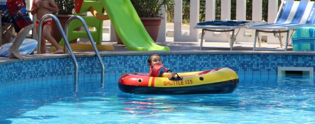 piscina34.jpg