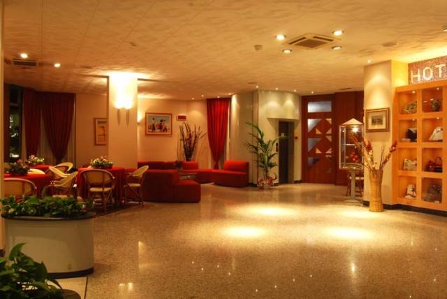 hotel031.jpg