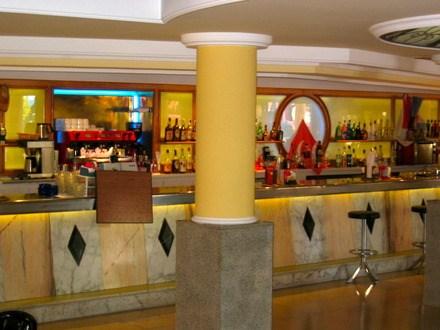 Bar8.jpg