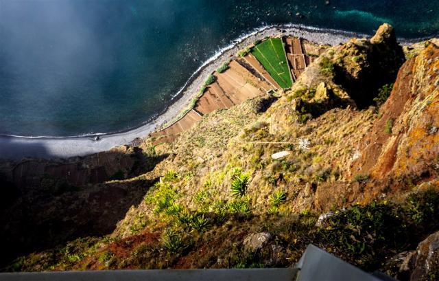 Cabo Girao 580 m.jpg