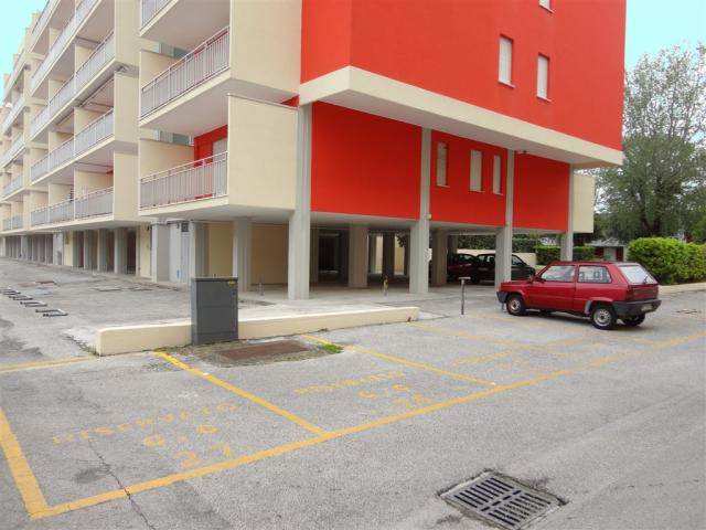 Ingresso parcheggio (2).jpg