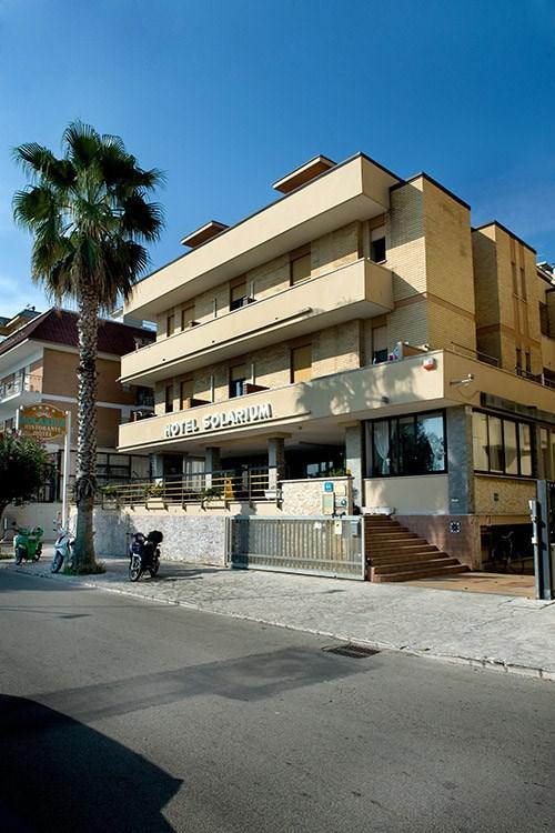 hotel-04.jpg