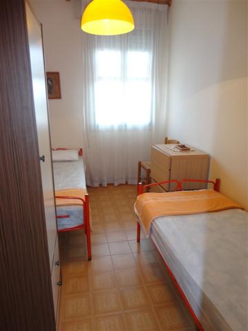 r14.jpg