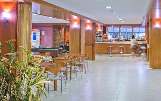 Cartago nova bar 2.jpg