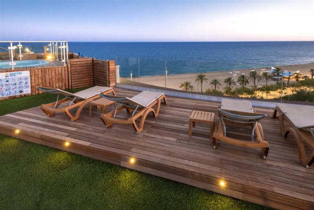 terrassa-vista-mar-hotel-ght-maritim-calella-22.jpg