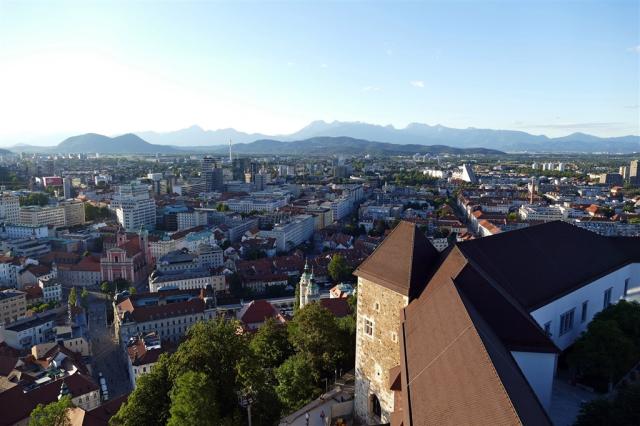 city-7433414_1920.jpg