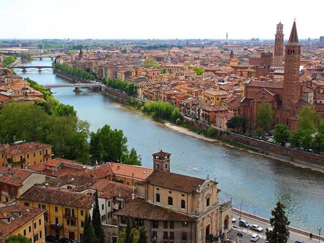 Verona-Slide.jpg