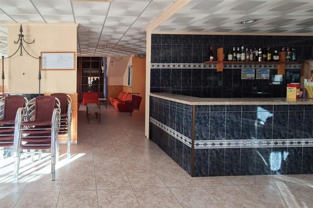 bar02.jpg