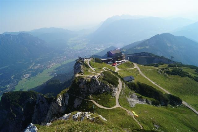 mountain-3688563_1280.jpg