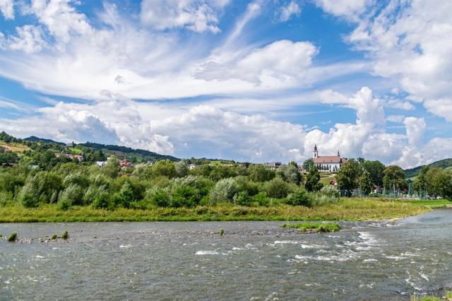river-1668343_1280.jpg