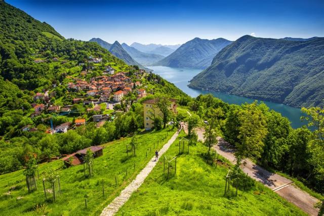 Švýcarsko Lugano shutterstock_634667834.jpg