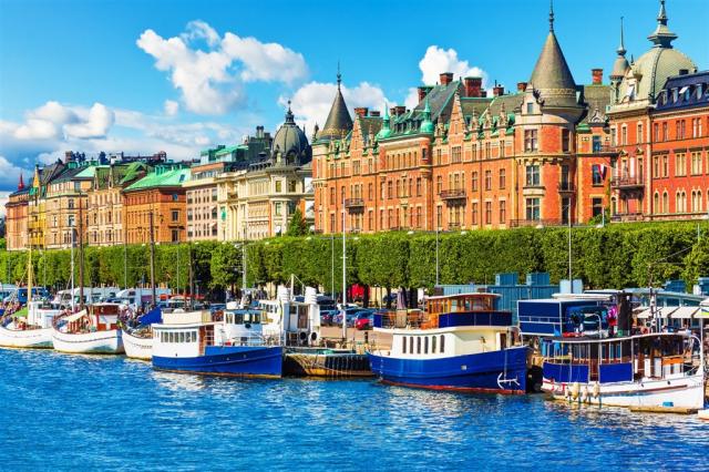 Norsko - Gamla Stan v Oslu shutterstock_203577481.jpg