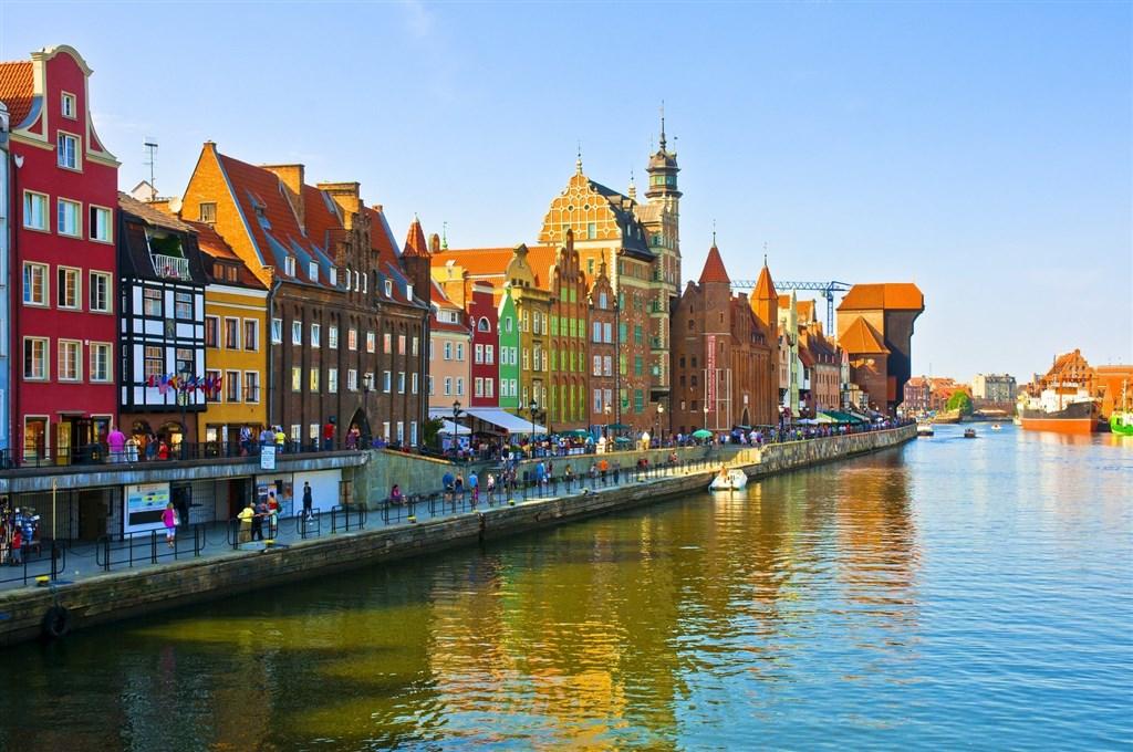 Polsko - Gdaňsk shutterstock_92953867.jpg