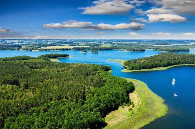 Polsko -- Mazurská jezera shutterstock_1447421684.jpg